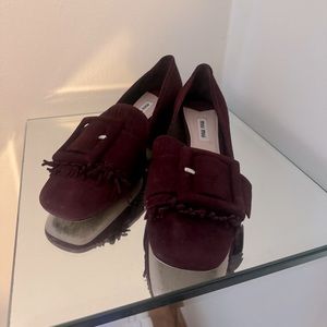 Miu Miu Maroon Velvet Brouge style heels EU 37, Size 6.5